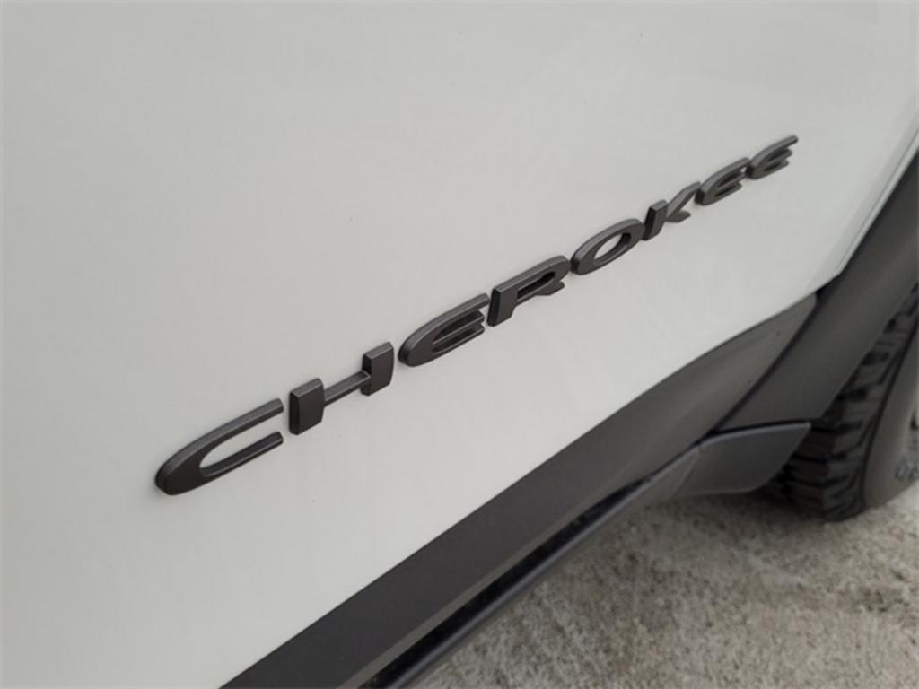 2022 Jeep Cherokee - $39,338