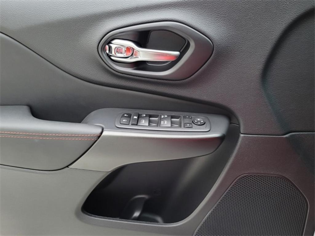 2022 Jeep Cherokee - $39,338