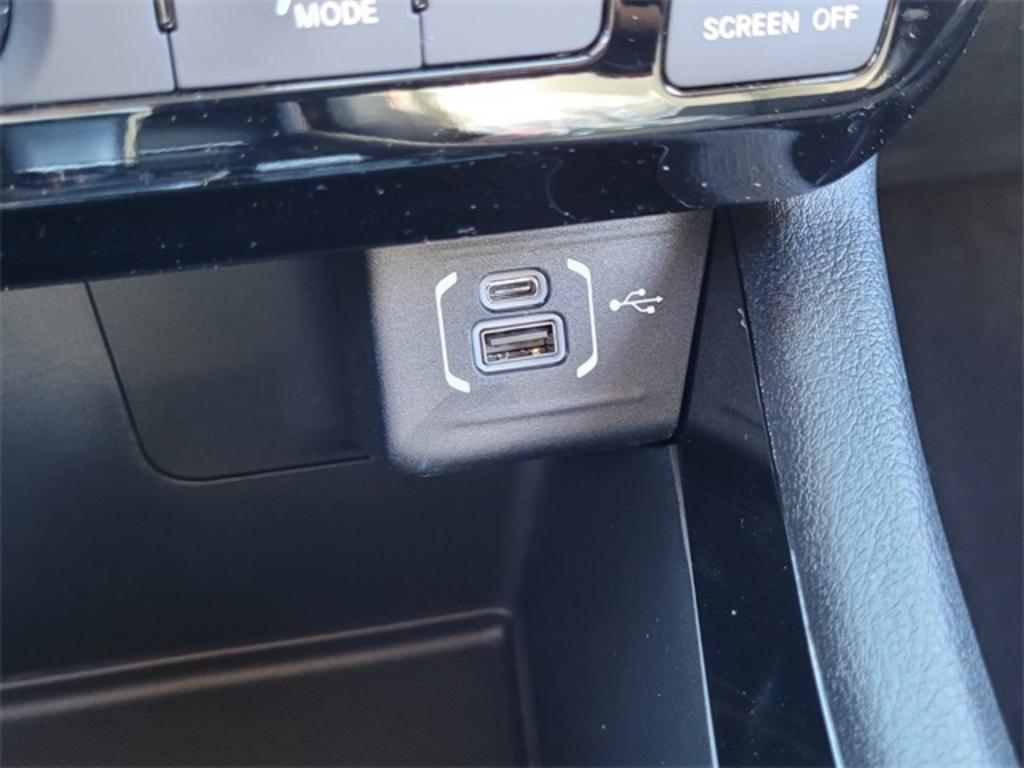2022 Jeep Compass - $36,754