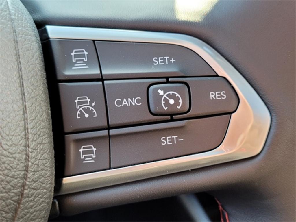 2022 Jeep Compass - $36,754