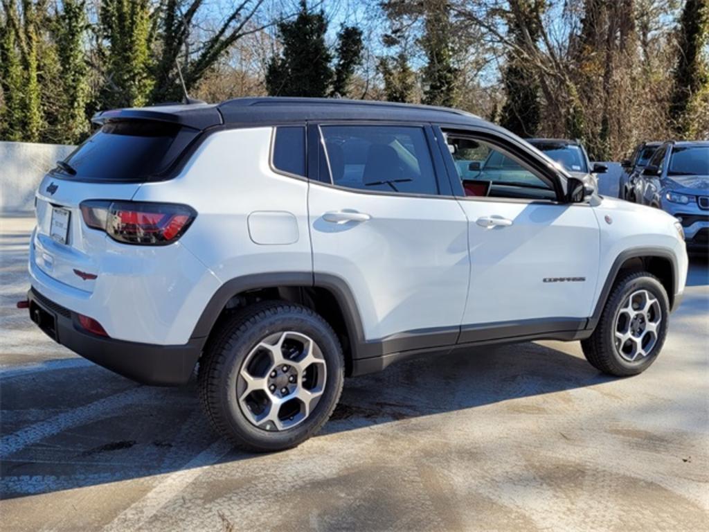 2022 Jeep Compass - $36,754