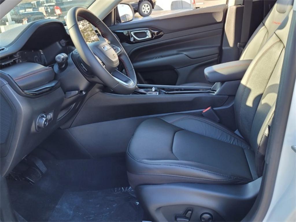 2022 Jeep Compass - $36,754