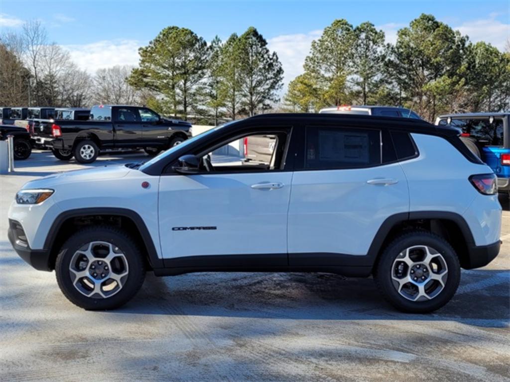 2022 Jeep Compass - $36,754