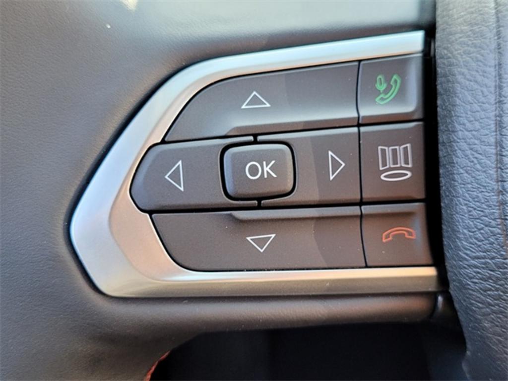 2022 Jeep Compass - $36,754