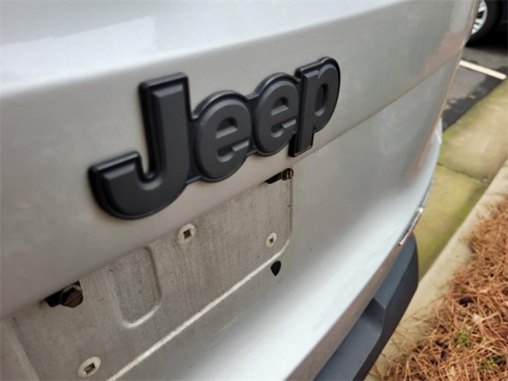 2015 Jeep Renegade Trailhawk photo