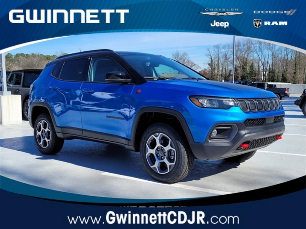 The 2022 Jeep Compass Trailhawk photos