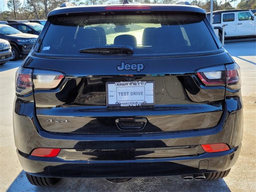 2022 Jeep Compass - $35,956