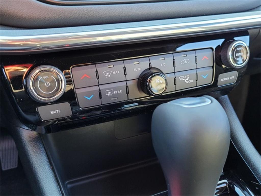 2022 Jeep Compass - $35,956