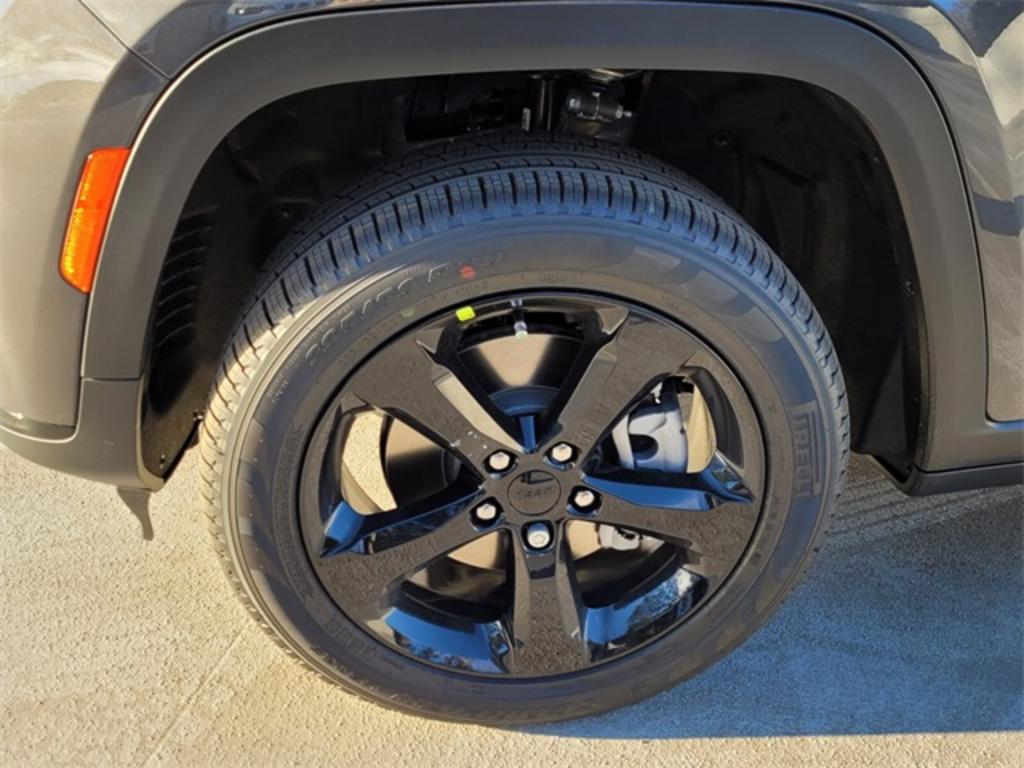 2023 Jeep Cherokee - $47,447