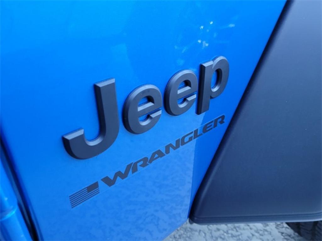 2023 Jeep Wrangler Sport photo