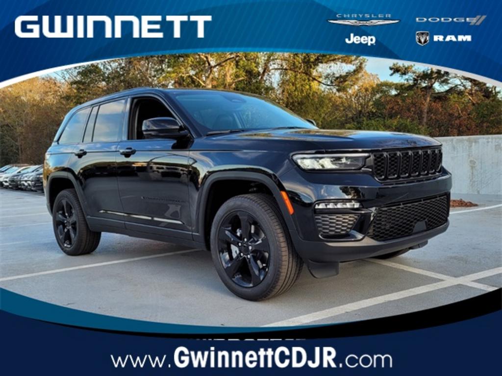 The 2023 Jeep Grand Cherokee Limited photos