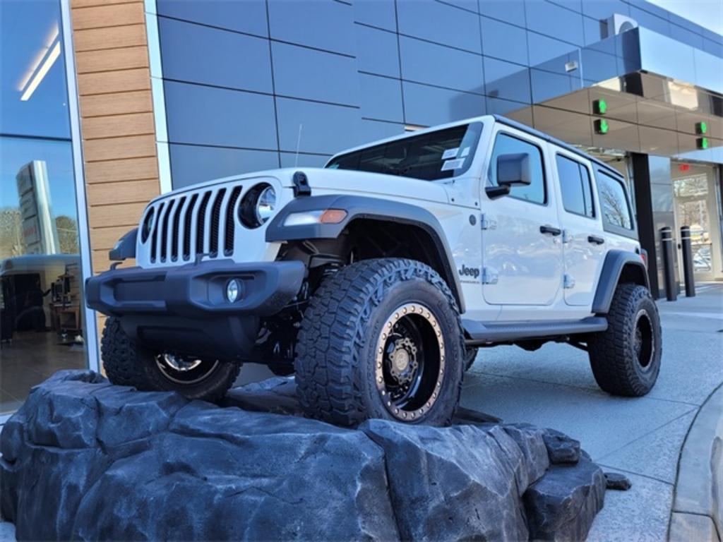 2023 Jeep Wrangler Sport photo