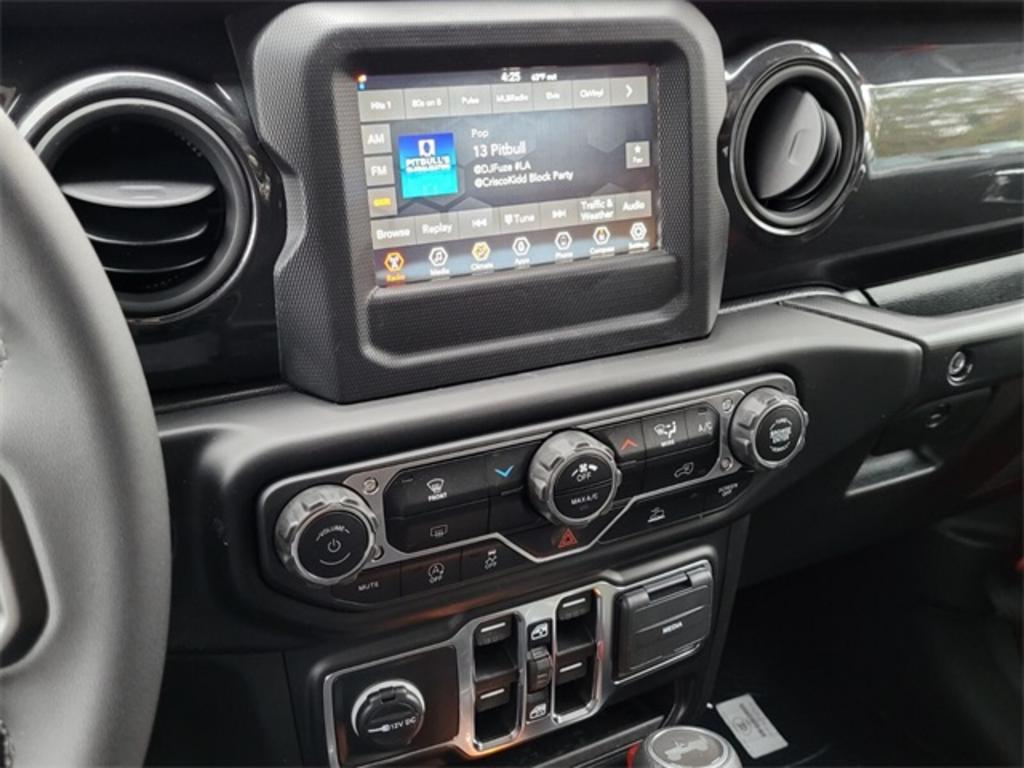2023 Jeep Wrangler Sport photo