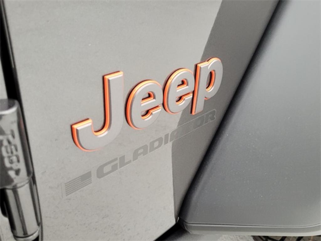 2023 Jeep Gladiator Mojave photo