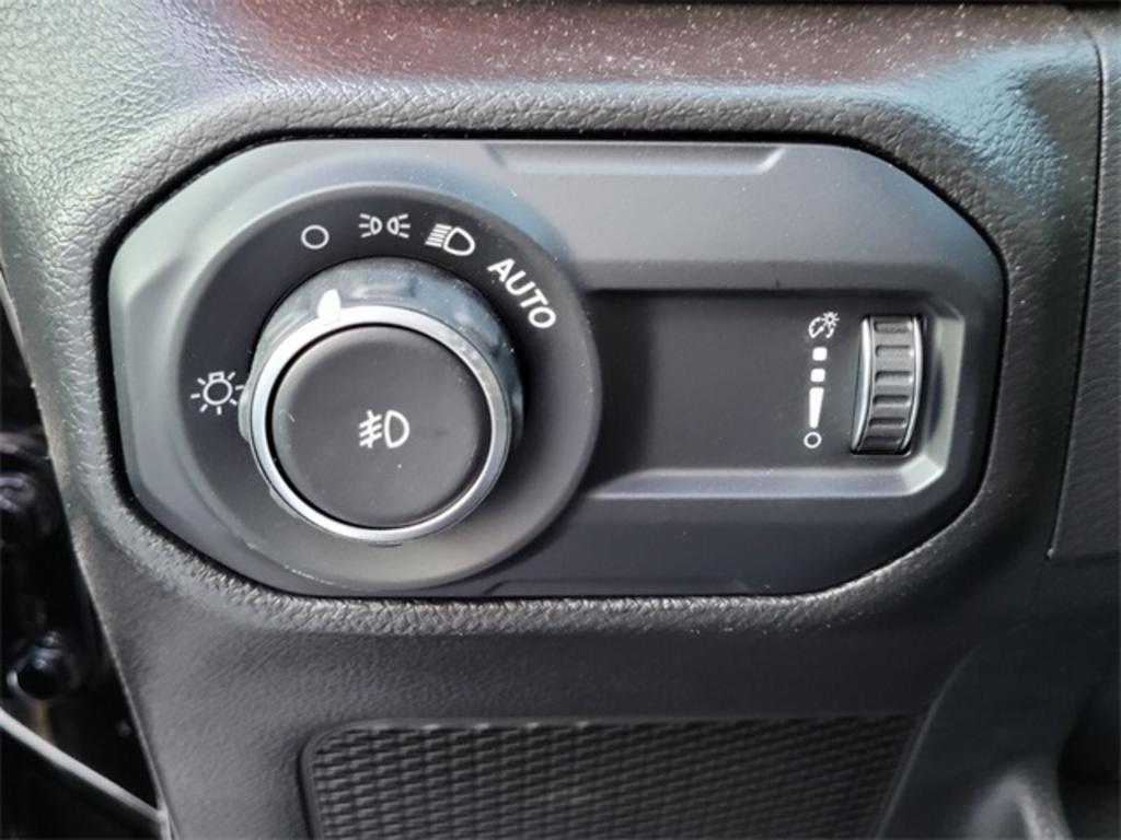 2023 Jeep Wrangler Rubicon photo