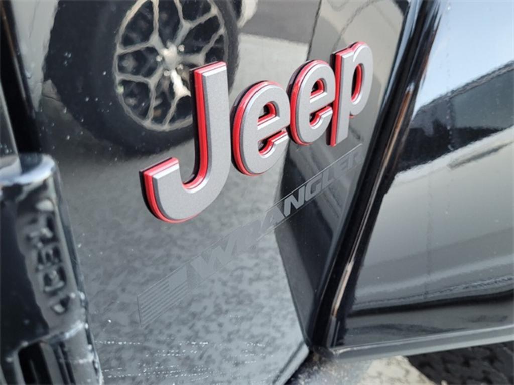 2023 Jeep Wrangler Rubicon photo