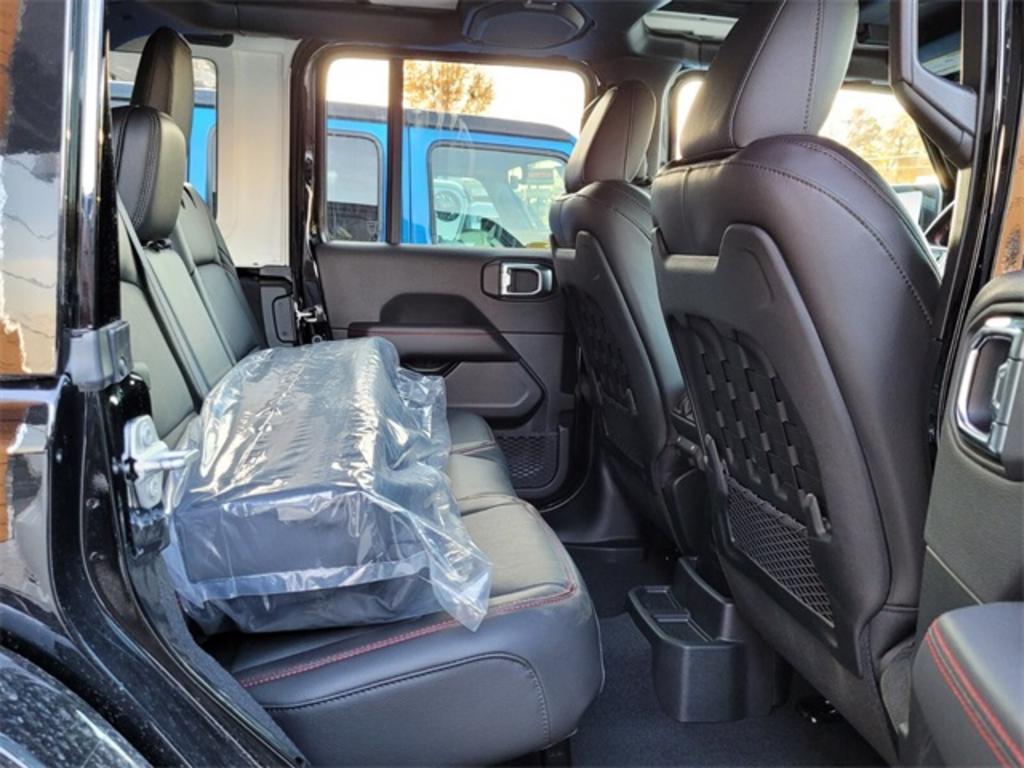 2023 Jeep Wrangler Rubicon photo