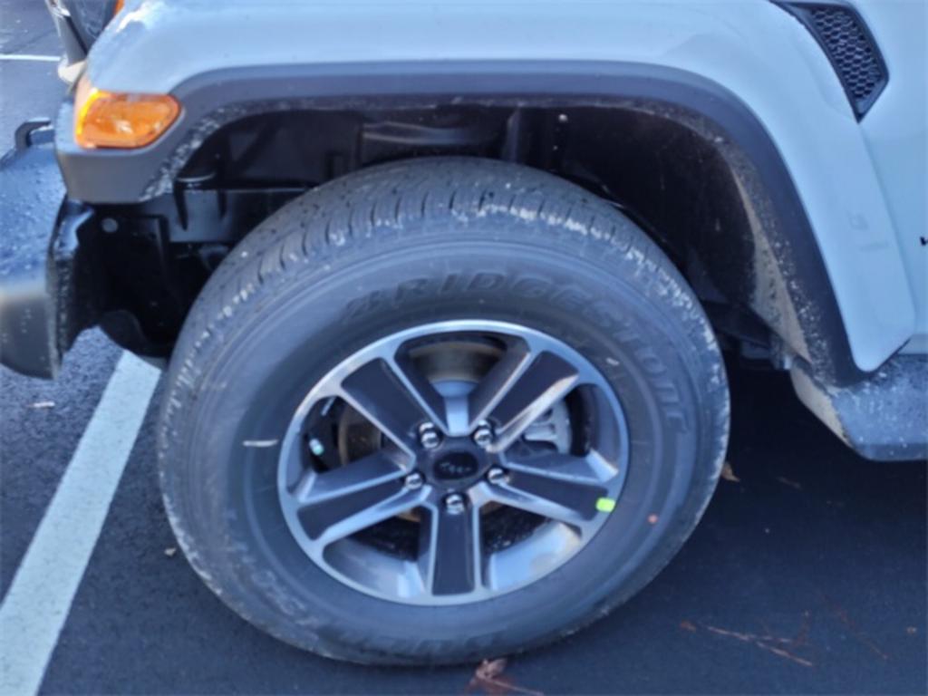 2023 Jeep Wrangler Sahara photo