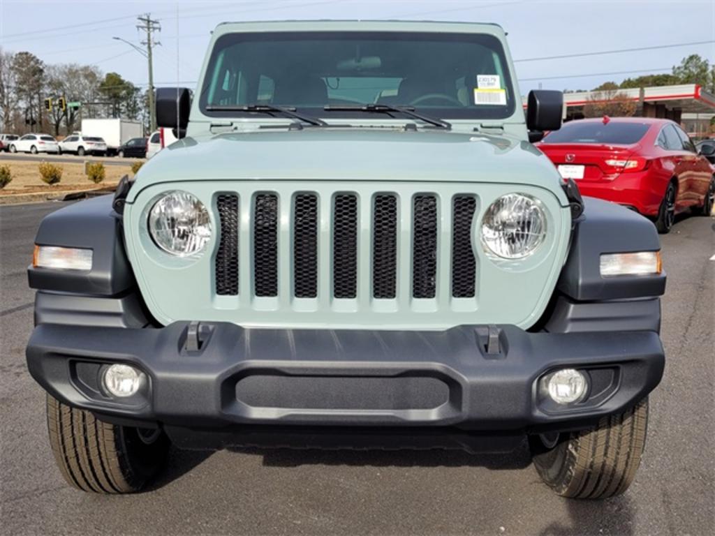 2023 Jeep Wrangler - $47,292
