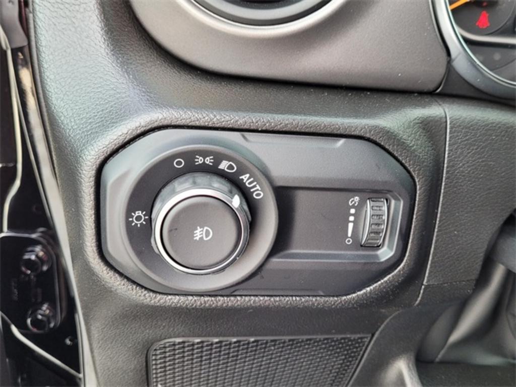 2023 Jeep Wrangler Sport photo