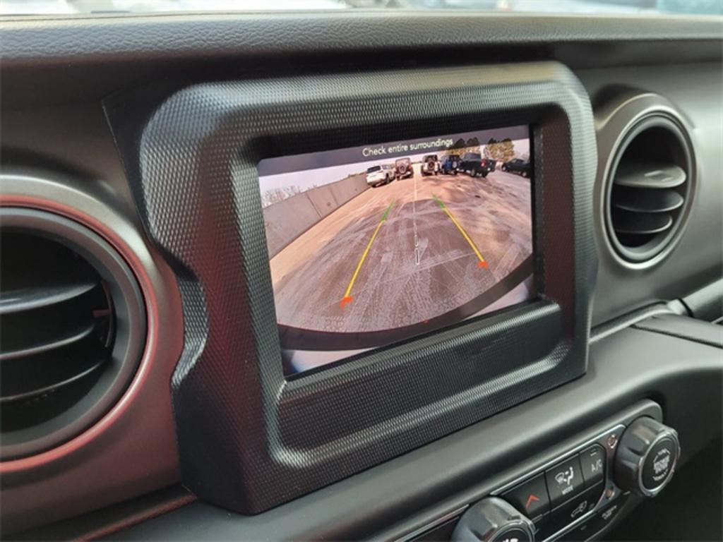 2023 Jeep Wrangler Sport photo