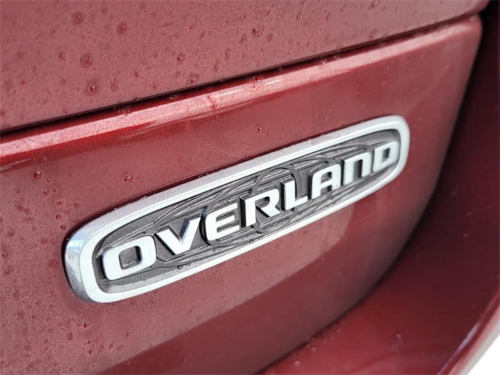 2023 Jeep Grand Cherokee Overland photo