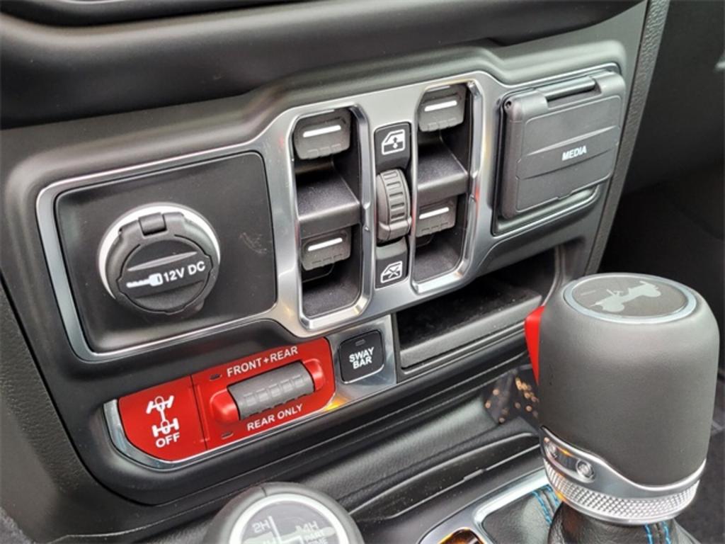 2023 Jeep Wrangler Rubicon 4xe photo