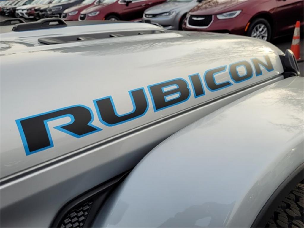 2023 Jeep Wrangler Rubicon 4xe photo