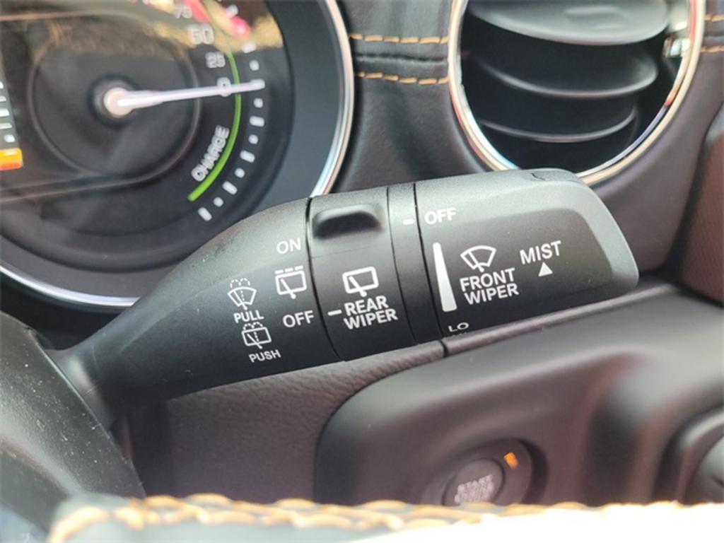 2023 Jeep Wrangler Sahara 4xe photo
