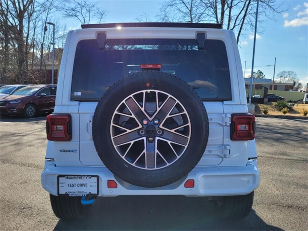 2023 Jeep Wrangler Sahara 4xe photo