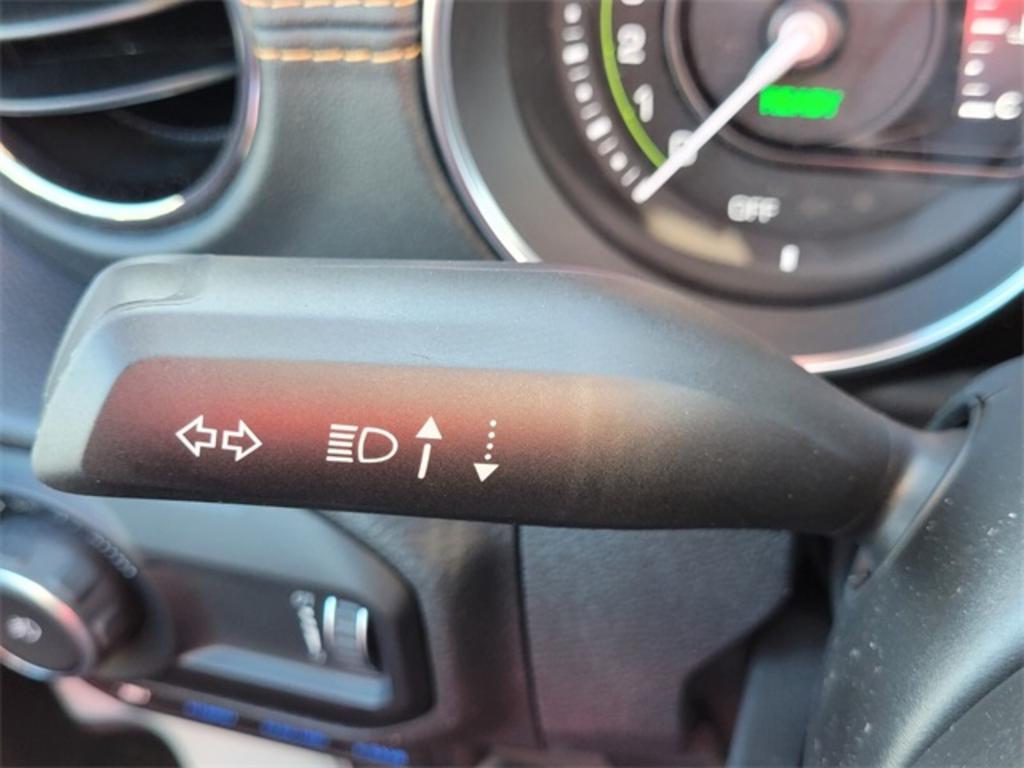 2023 Jeep Wrangler Sahara 4xe photo
