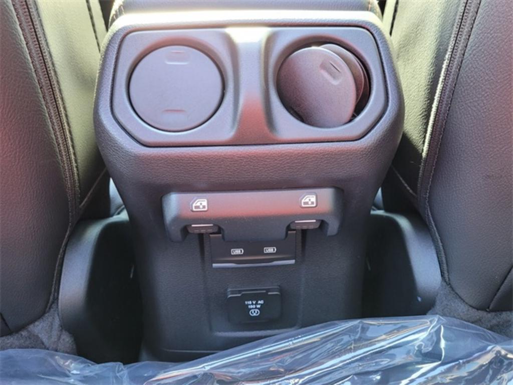 2023 Jeep Wrangler Sahara 4xe photo