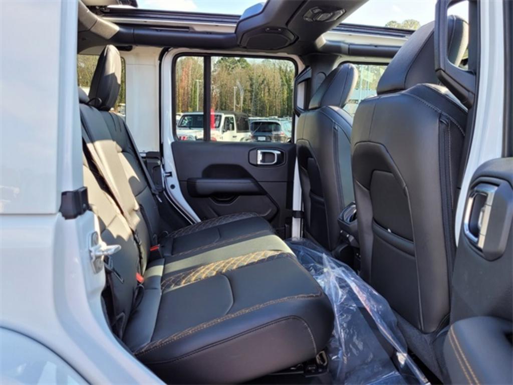 2023 Jeep Wrangler Sahara 4xe photo