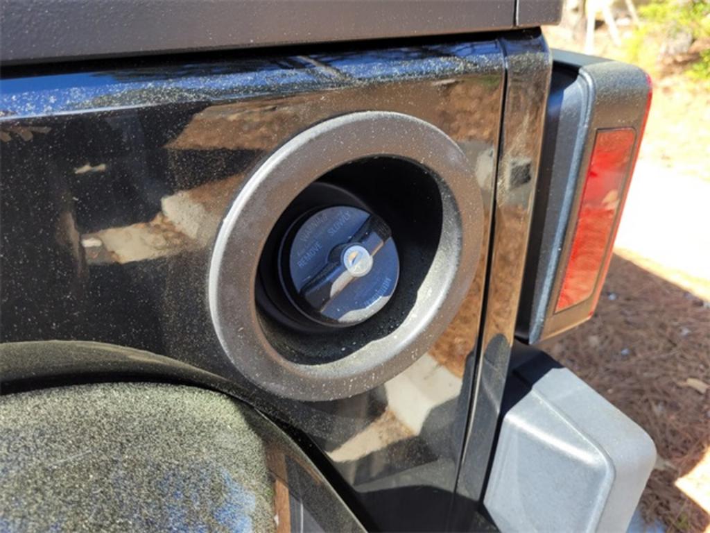 2018 Jeep Wrangler JK Unlimited Sahara photo