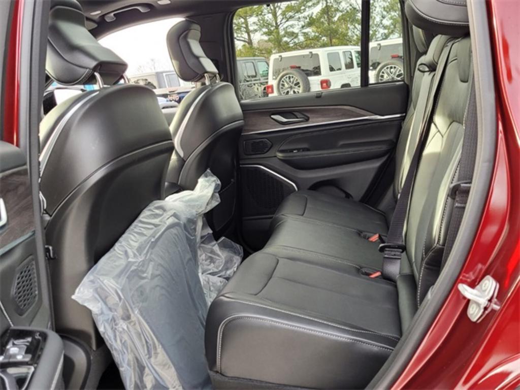 2023 Jeep Cherokee - $59,050