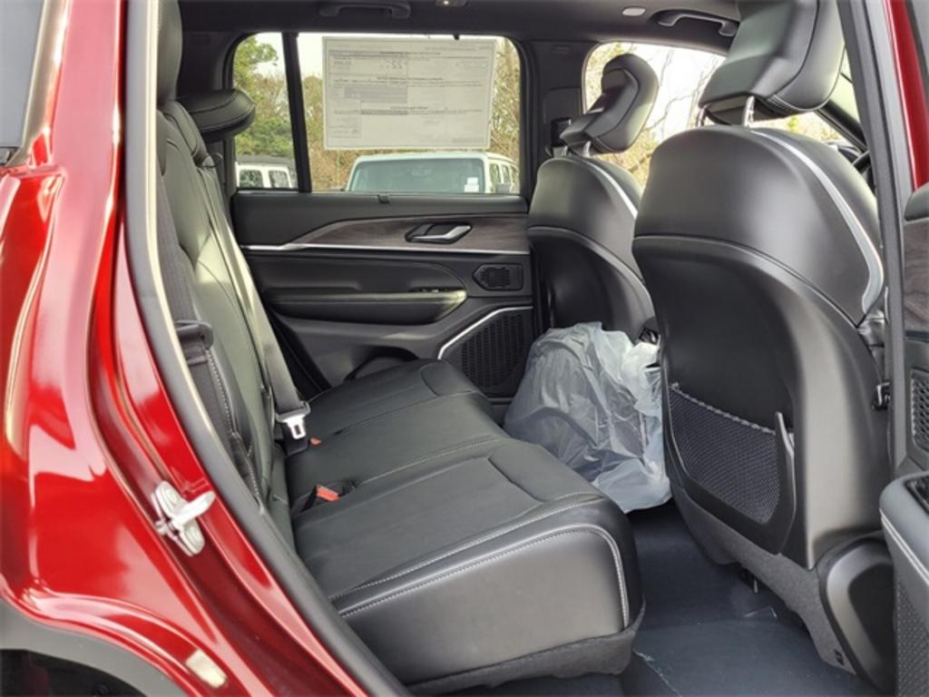 2023 Jeep Cherokee - $59,050