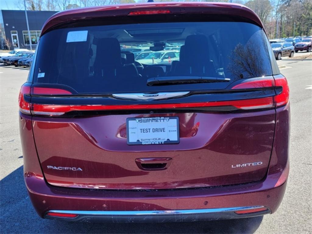 2023 Chrysler Pacifica - $52,337