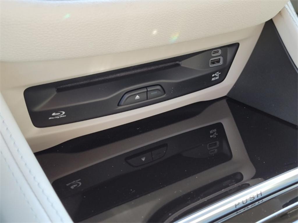 2023 Chrysler Pacifica - $52,337