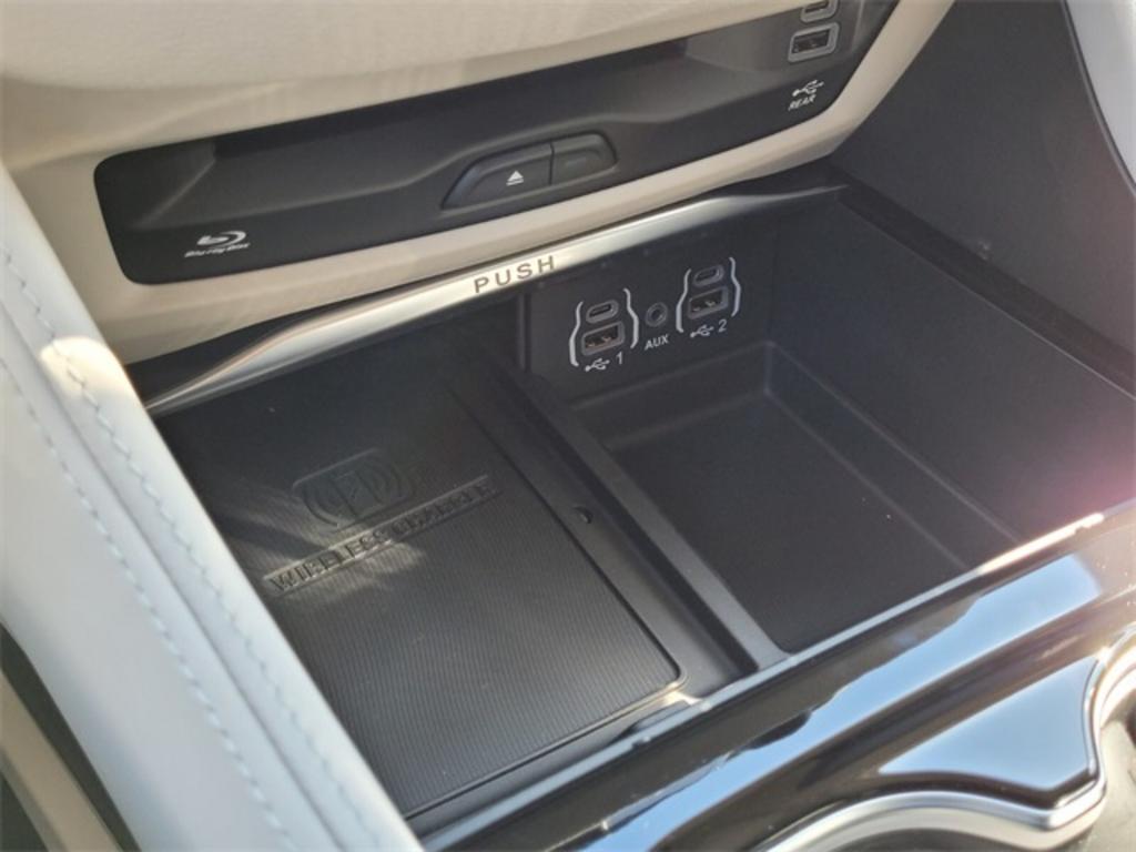 2023 Chrysler Pacifica - $52,337