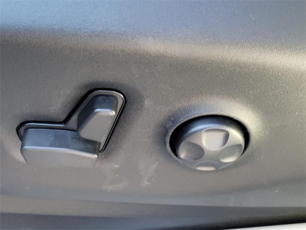 2023 Chrysler Pacifica - $52,337