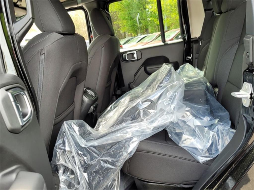 2023 Jeep Gladiator - $47,541