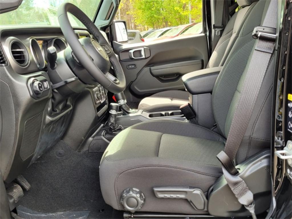 2023 Jeep Gladiator - $47,541
