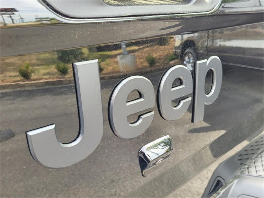 2023 Jeep Gladiator - $47,541