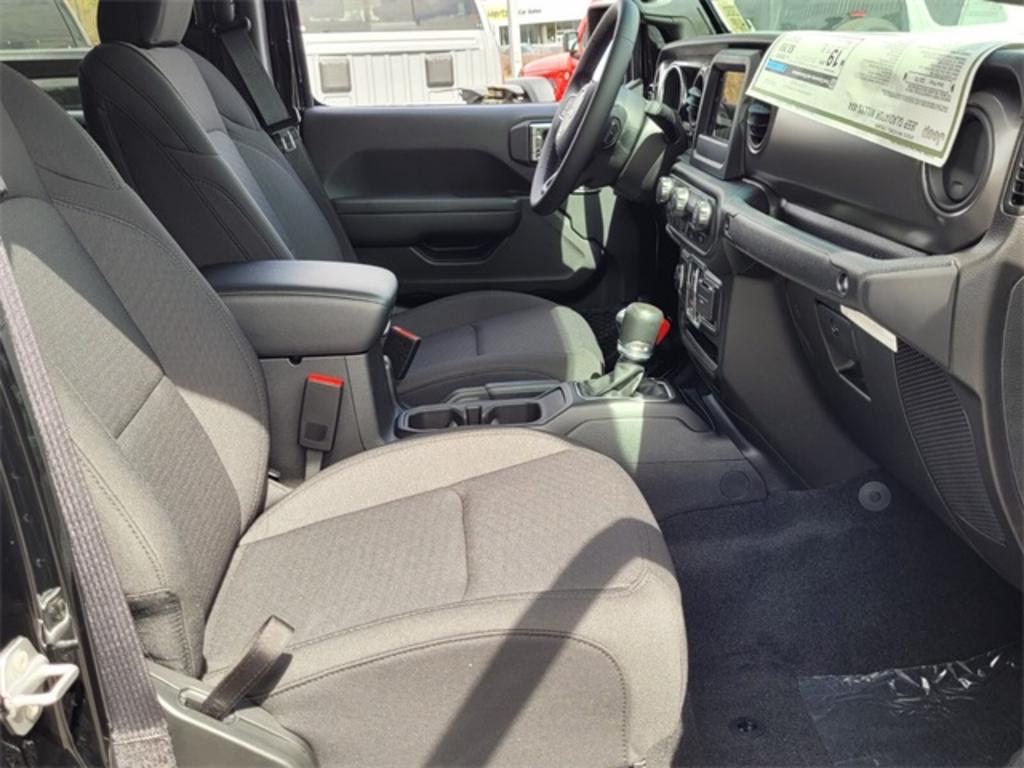 2023 Jeep Gladiator - $47,541