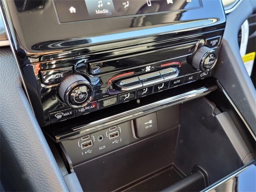 2023 Jeep Cherokee - $37,545
