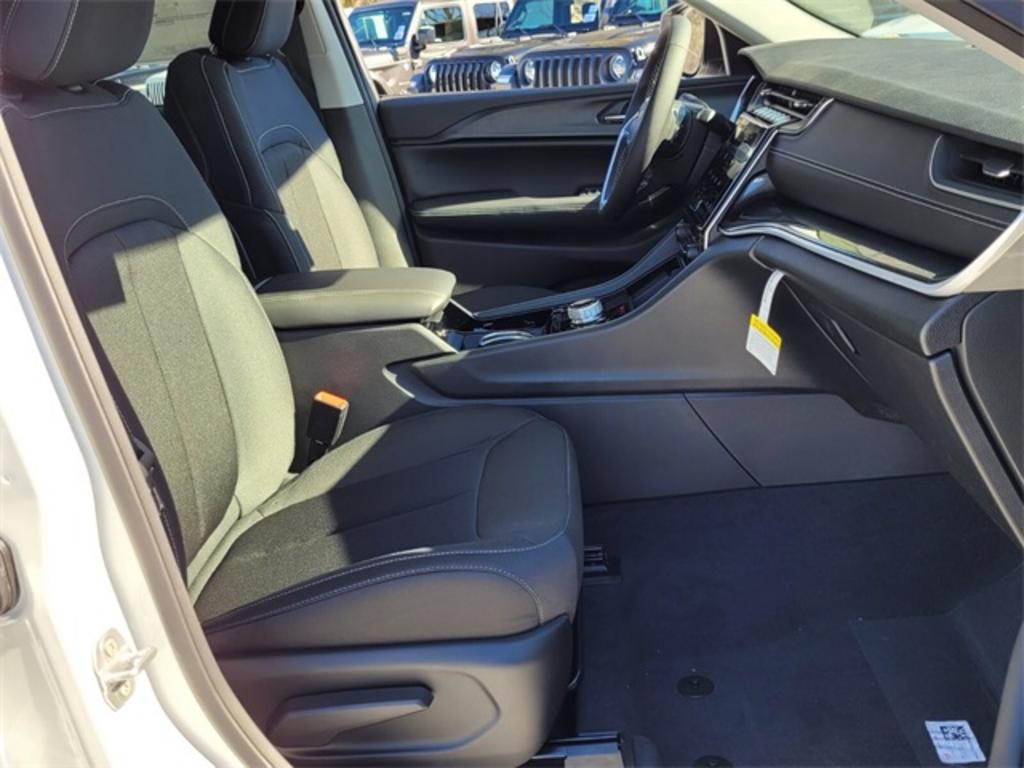2023 Jeep Cherokee - $37,545