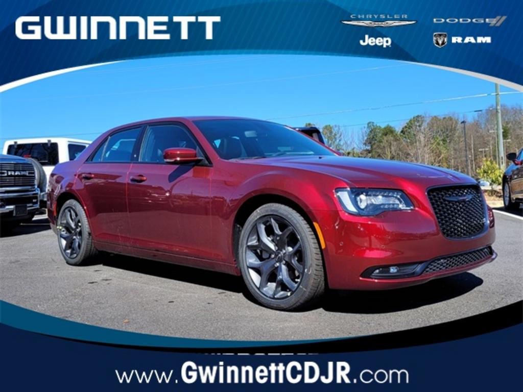 The 2023 Chrysler 300 S photos