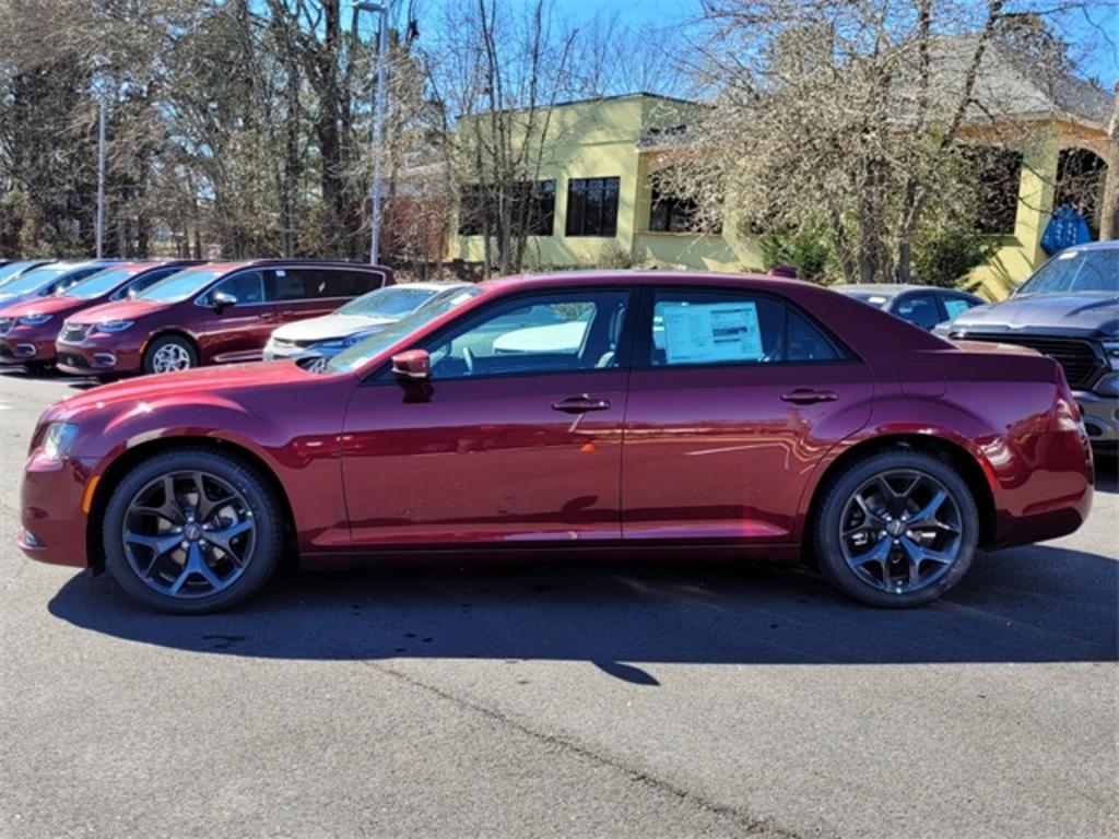 2023 Chrysler 300 S photo