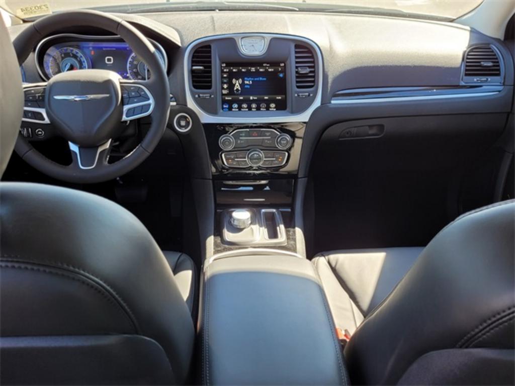 2023 Chrysler 300 - $36,476