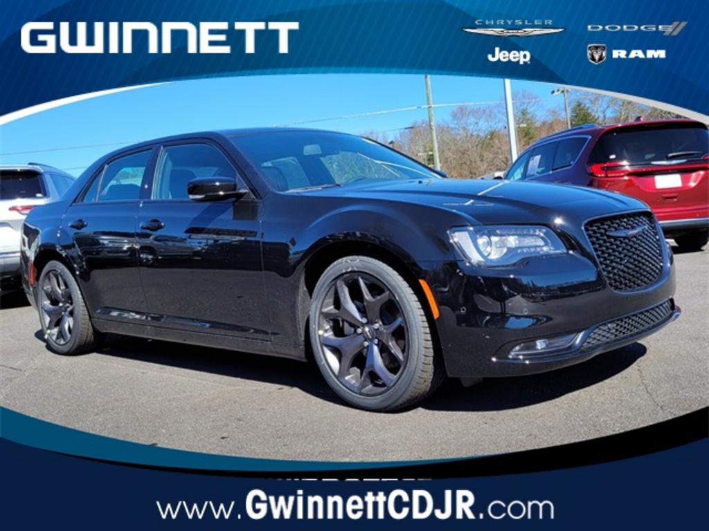 2023 Chrysler 300 S photo